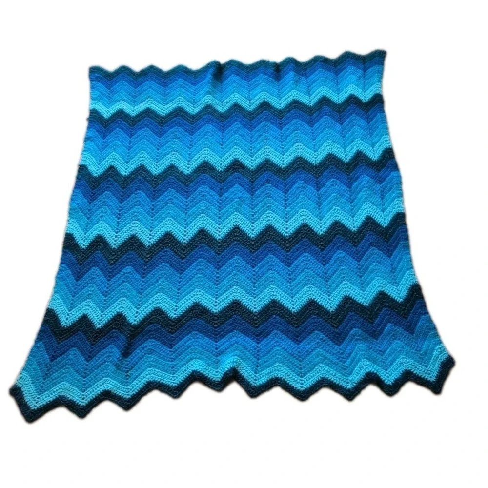 Knit Crochet Handmade Ombre Chevron Blanket Lap Throw